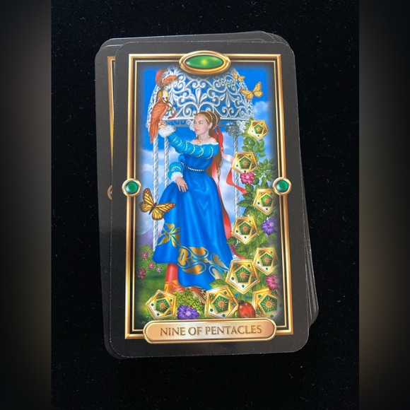 The Guilded Tarot by Barbara Moore Artwork-Ciro Marchetti #78 cards & guidebook - Picture 11 of 14